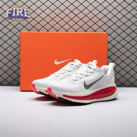 Nike Vomero 18 Platinum Tint Siren Red Light Smoke Grey Metallic Pewter HM6803-001 Unisex