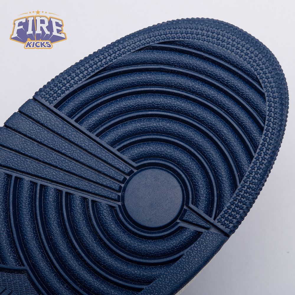 Air Jordan 1 Low OG 'Gym Red & Midnight Navy' HQ2993-100 Unisex