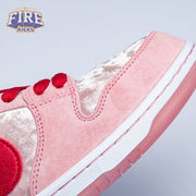 Dunk Low SB 'Valentine's Day' Unisex