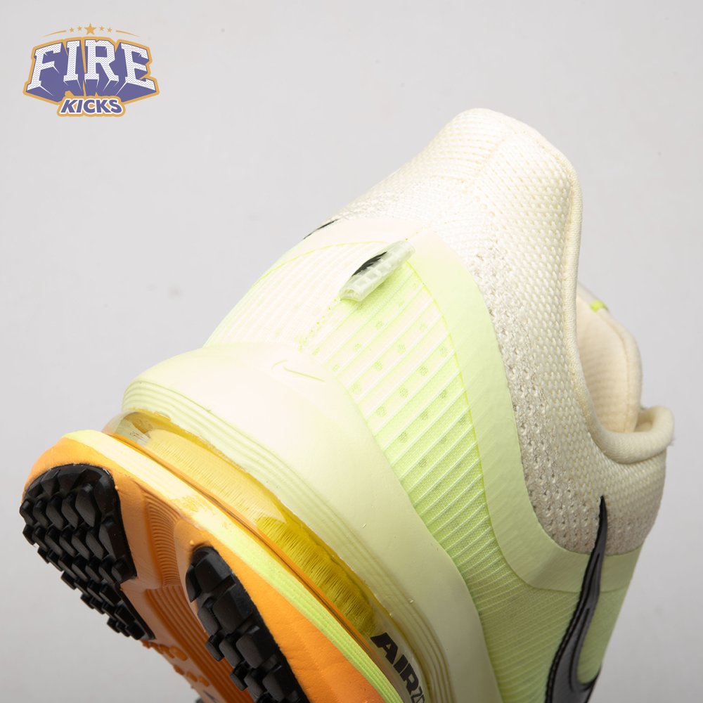 Nike Pegasus Premium Alabaster Volt HQ2592-701 Unisex