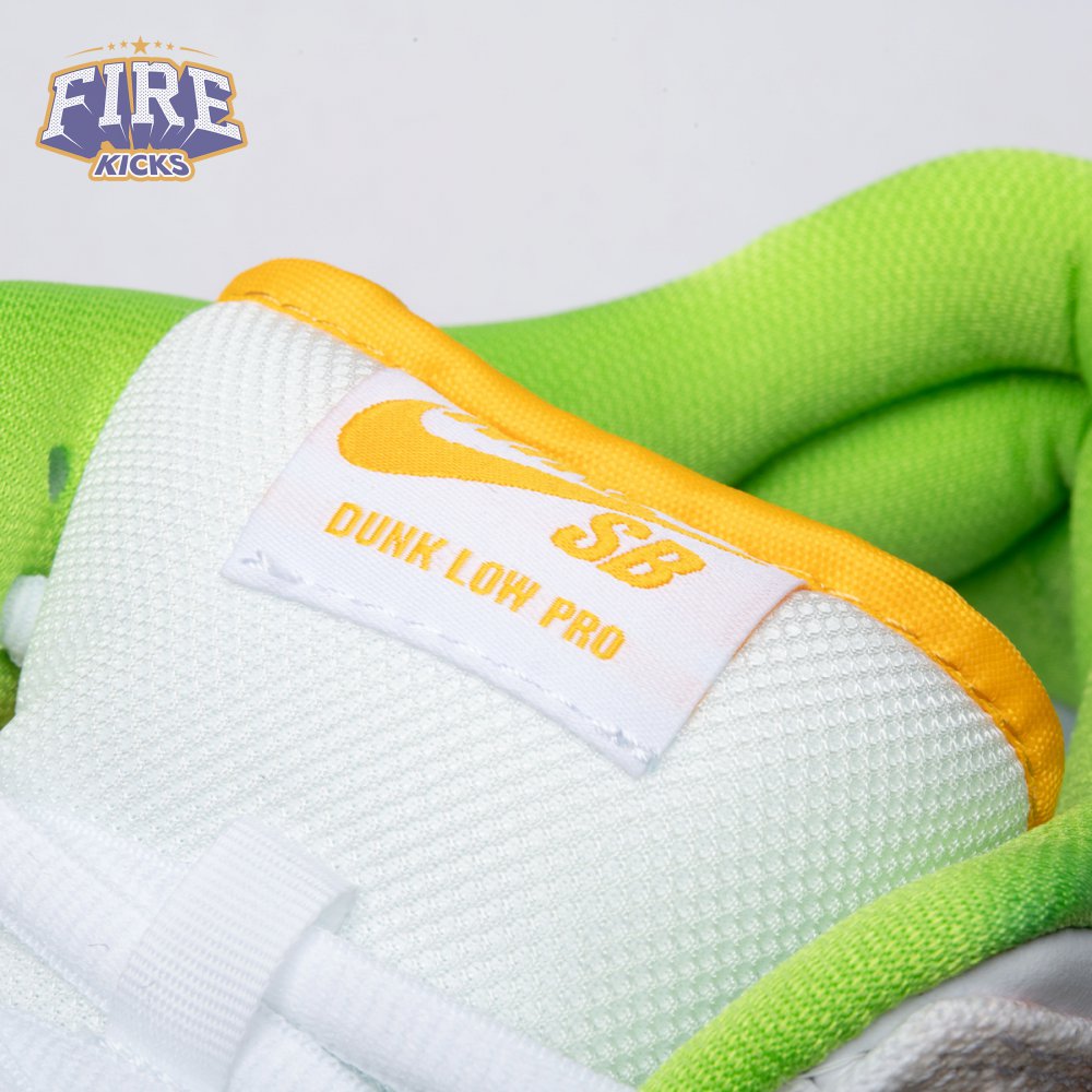 Dunk Low Pro SB 'Street Hawker' Unisex