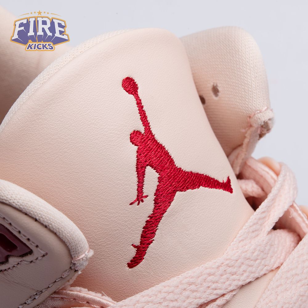 Air Jordan 3 Retro Valentine's Day (2025) HJ0178-600 Unisex