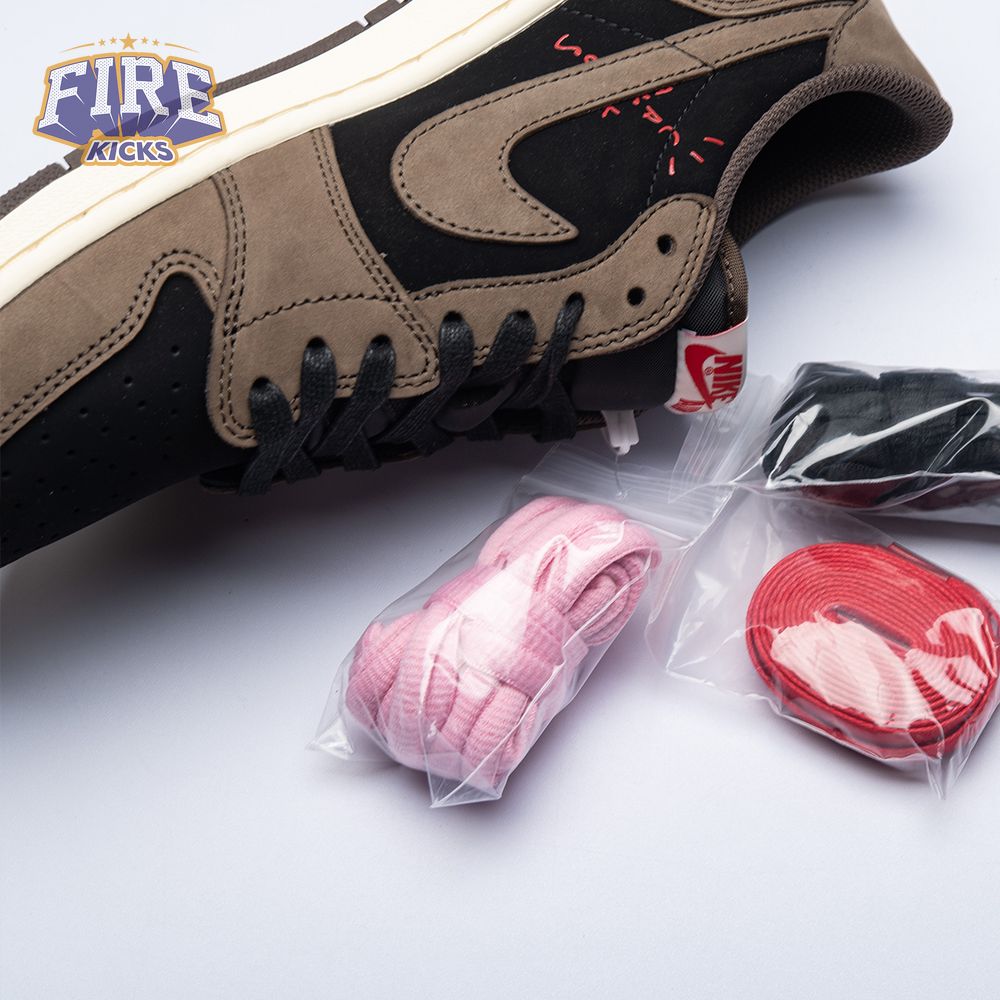 Travis Scott x Air Jordan 1 Low 'Mocha' Unisex