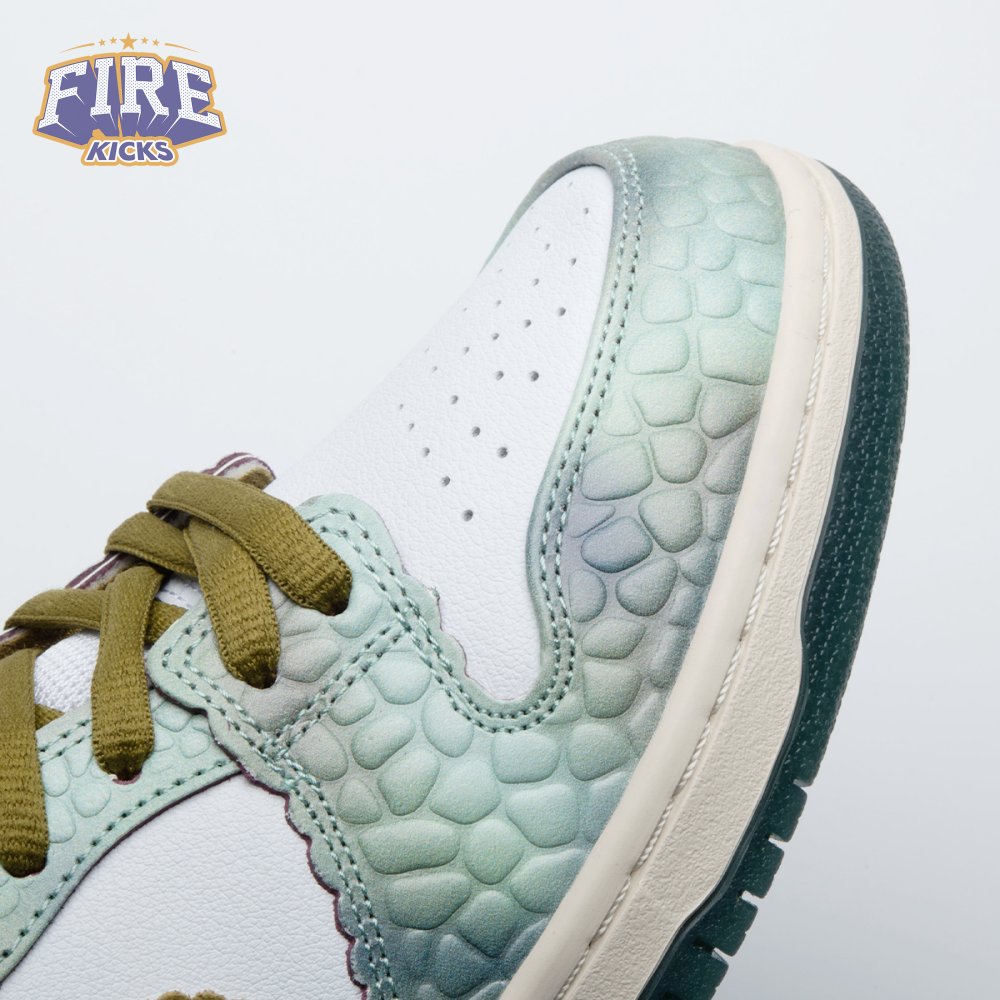 Nike SB Dunk Low Alexis Sablone Chameleon HJ3386-300 Unisex