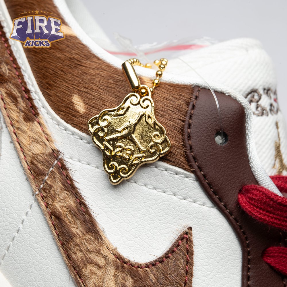 Jordan 1 Low SE Year of the Horse IQ5321-121 Unisex