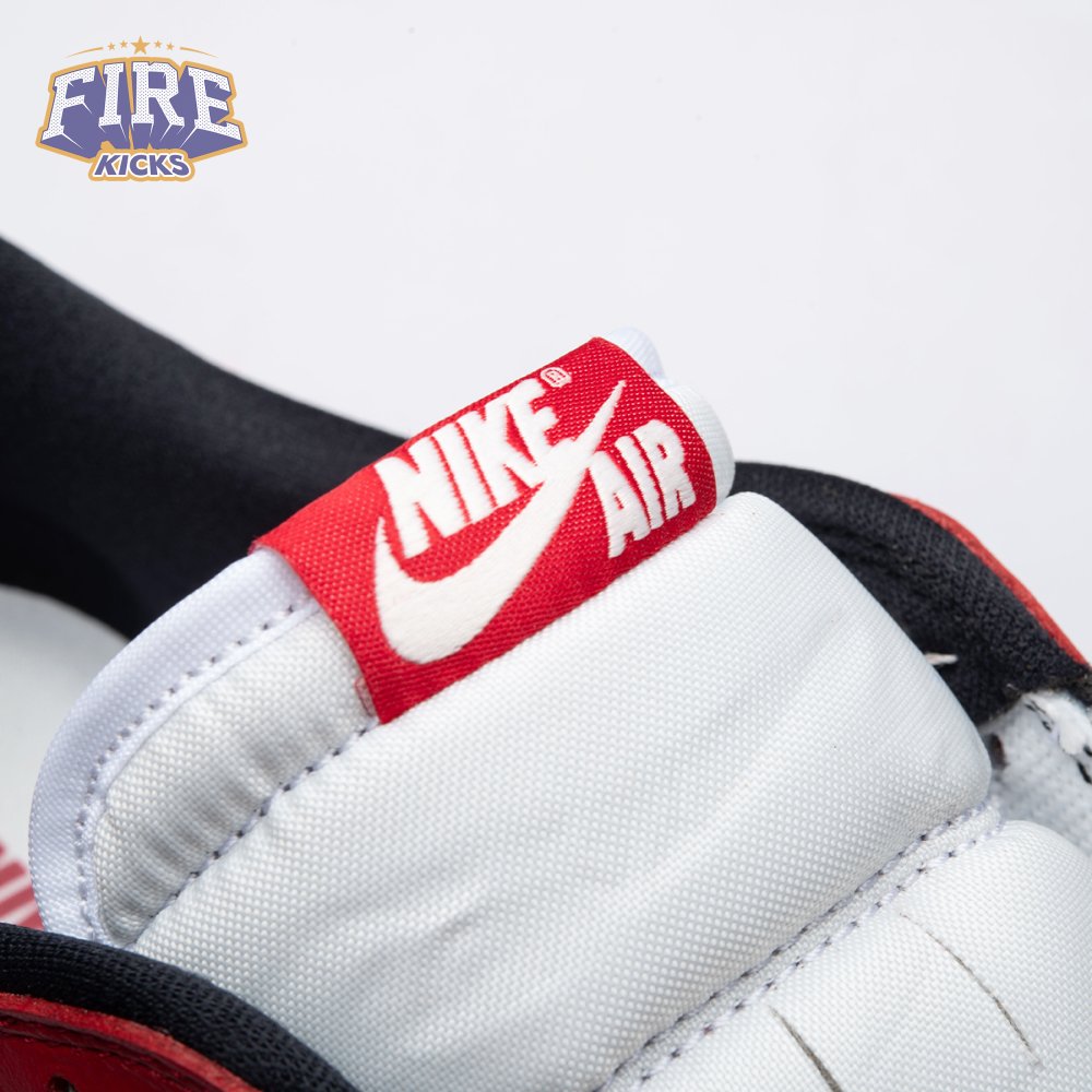 Air Jordan 1 Retro Low OG Chicago (2025) HQ6998-600 Unisex