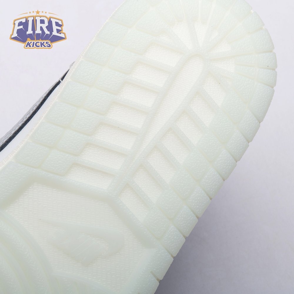 Jordan 1 Retro Low OG Year of the Snake (2025) HF3144-100 Men's