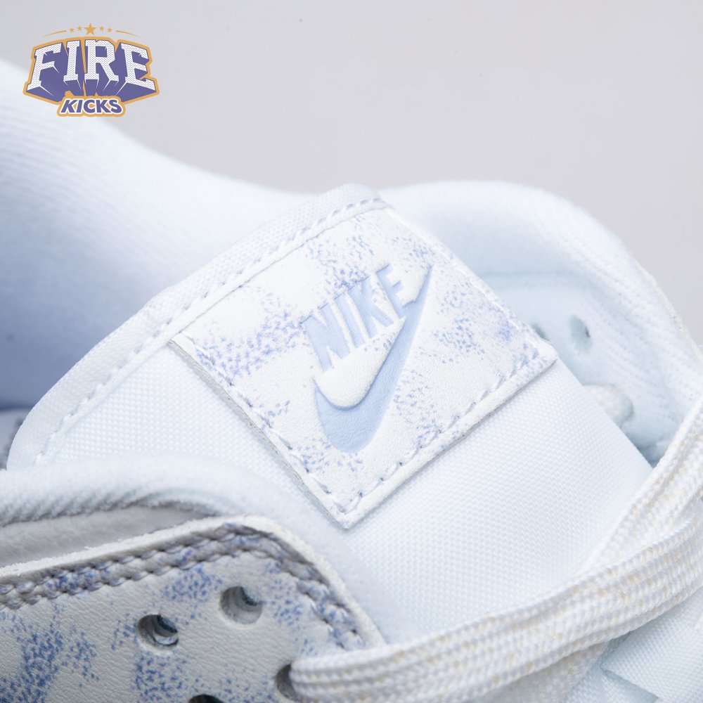 Nike Dunk Low OG Purple Pulse Unisex