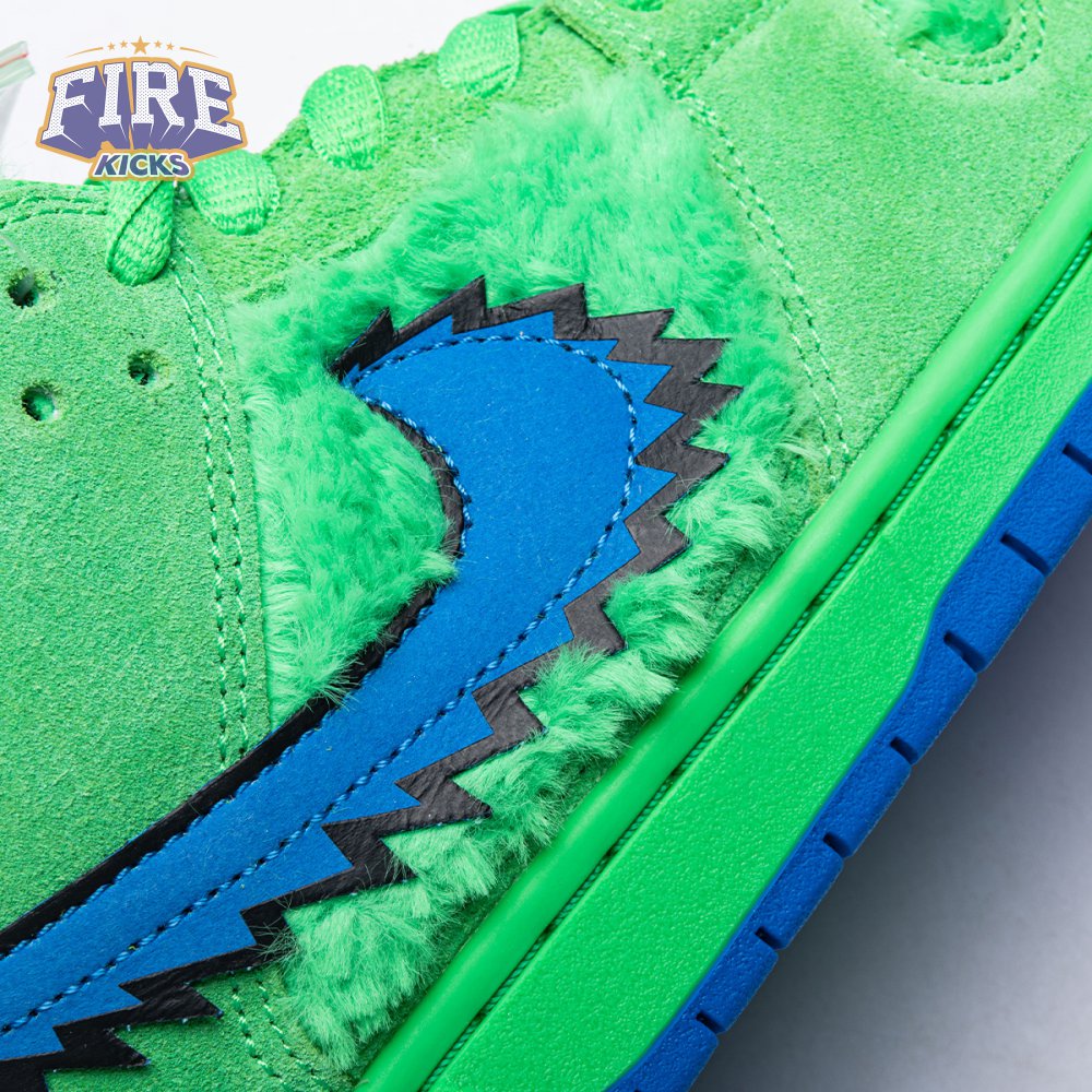 Nike SB Dunk Low Grateful Dead Bears Green CJ5378-300 Unisex