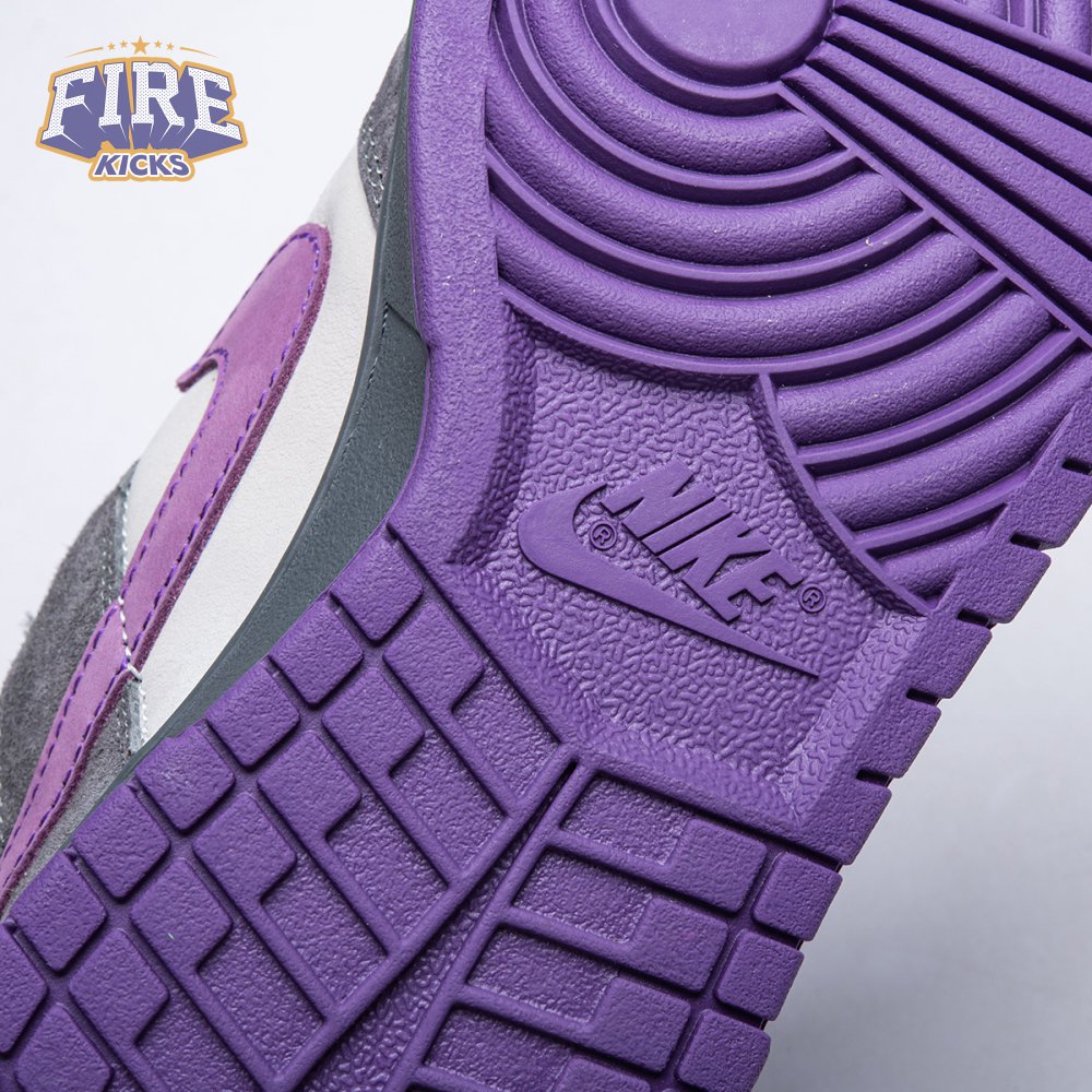 Dunk Low Pro SB 'Purple Pigeon' Unisex