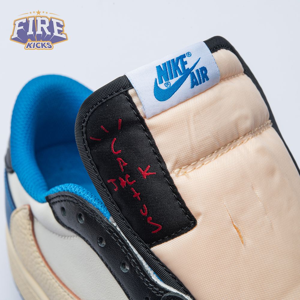 Travis Scott x Air Jordan 1 Retro Low Unisex