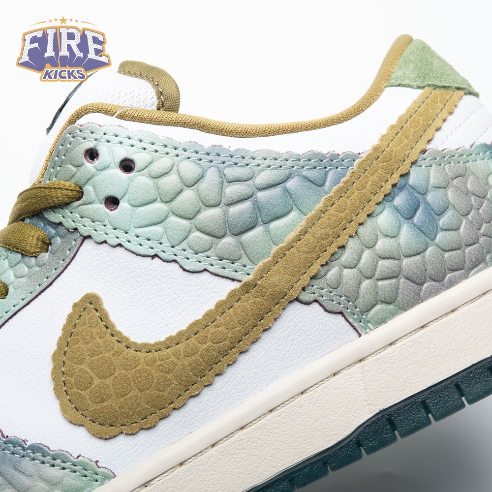 Nike SB Dunk Low Alexis Sablone Chameleon HJ3386-300 Unisex
