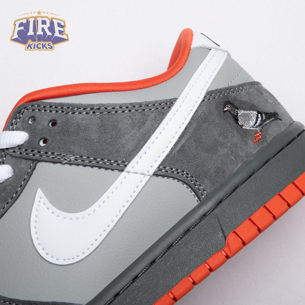 Nike SB Dunk Low Staple NYC Pigeon 304292-011 Unisex