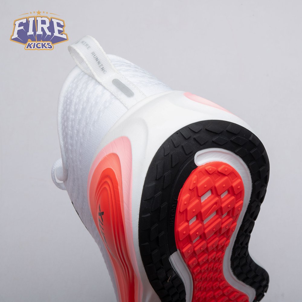 Nike Vomero Plus Extra Wide White Bright Crimson Black IH3251-100 Unisex