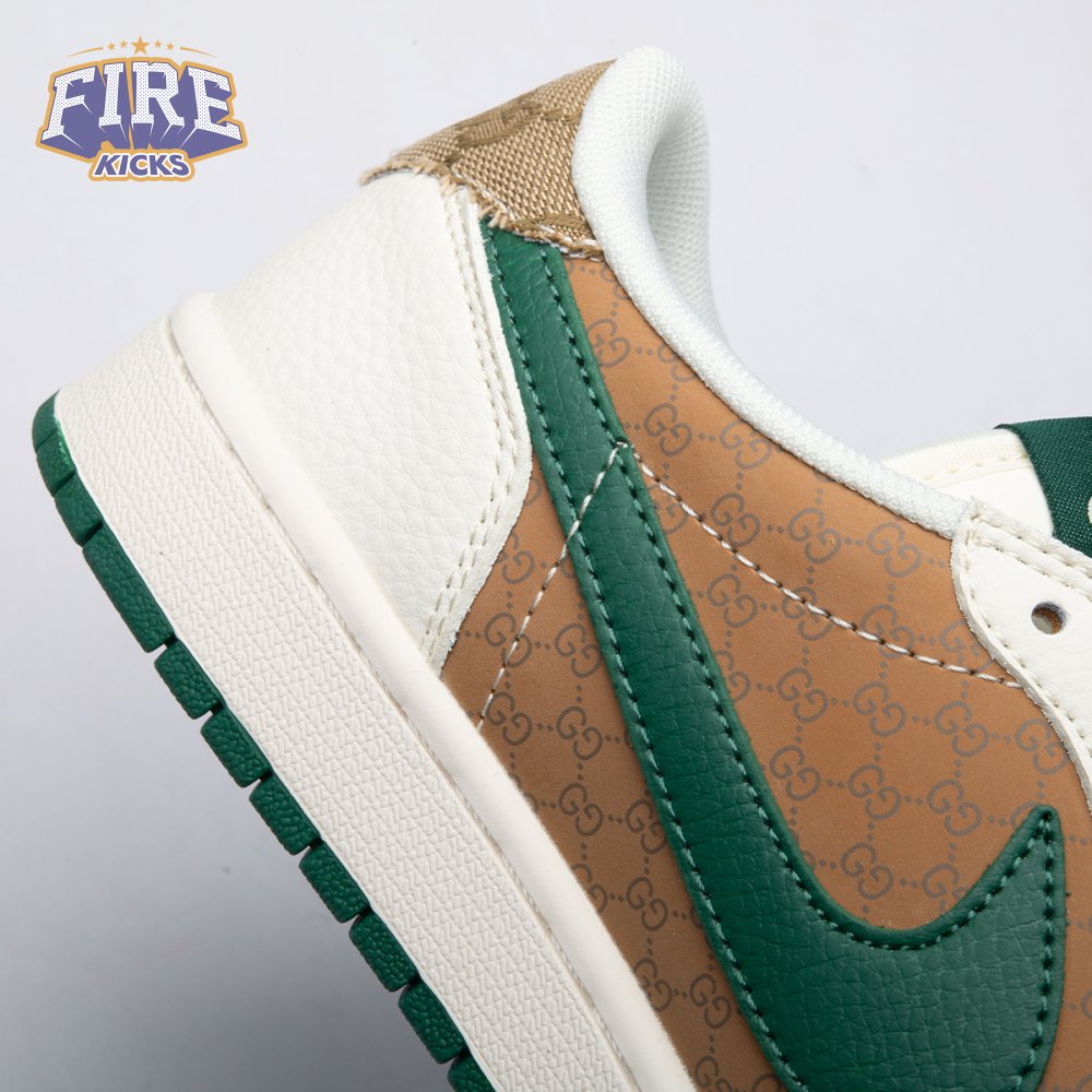 Travis Scott x Air Jordan 1 Low QW5088-206 Unisex