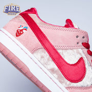 Dunk Low SB 'Valentine's Day' Unisex