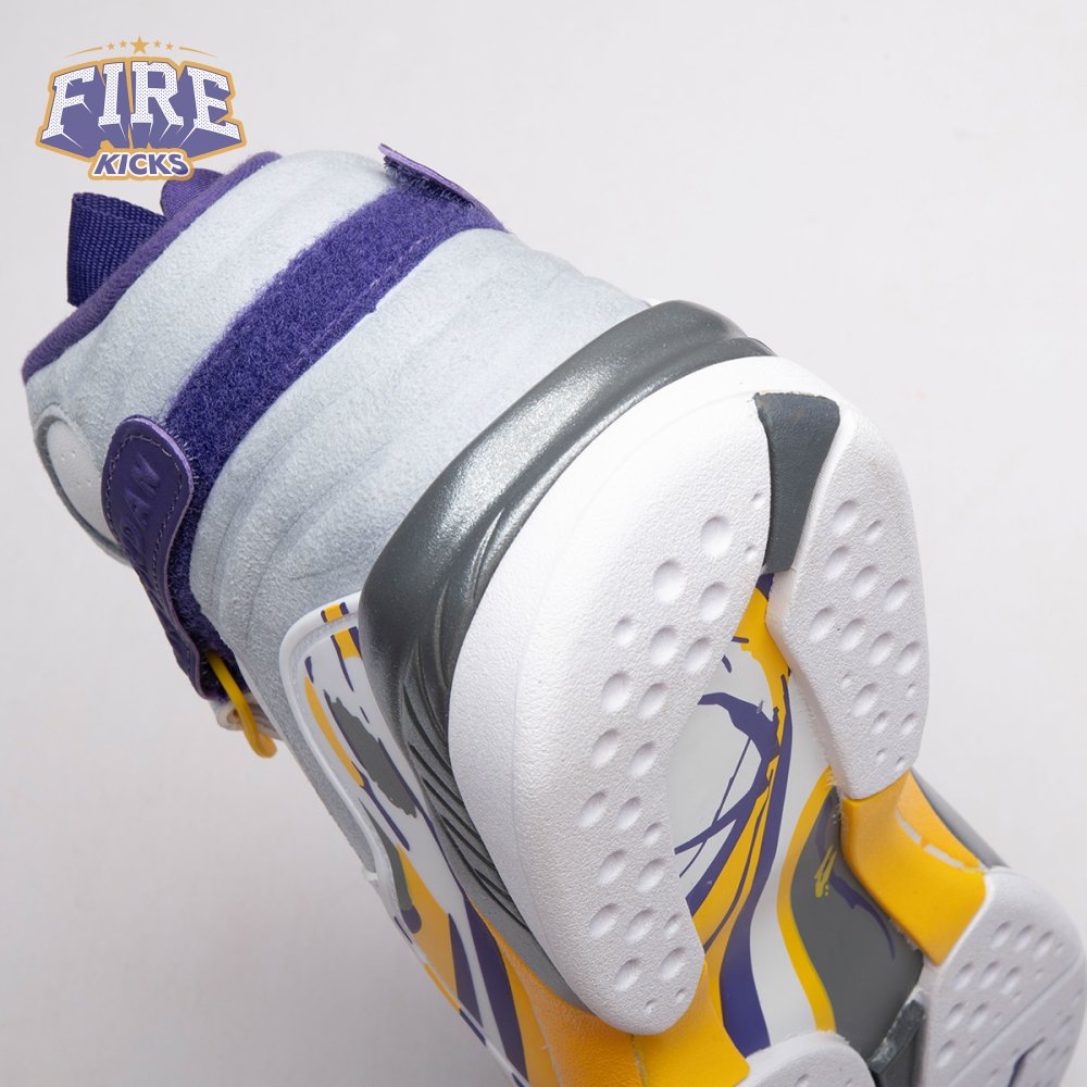 Air Jordan 8 Retro 'Kobe Bryant' PE 305381-107 Men's