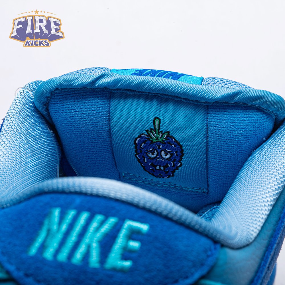 Nike SB Dunk Low Blue Raspberry DM0807-400 Unisex