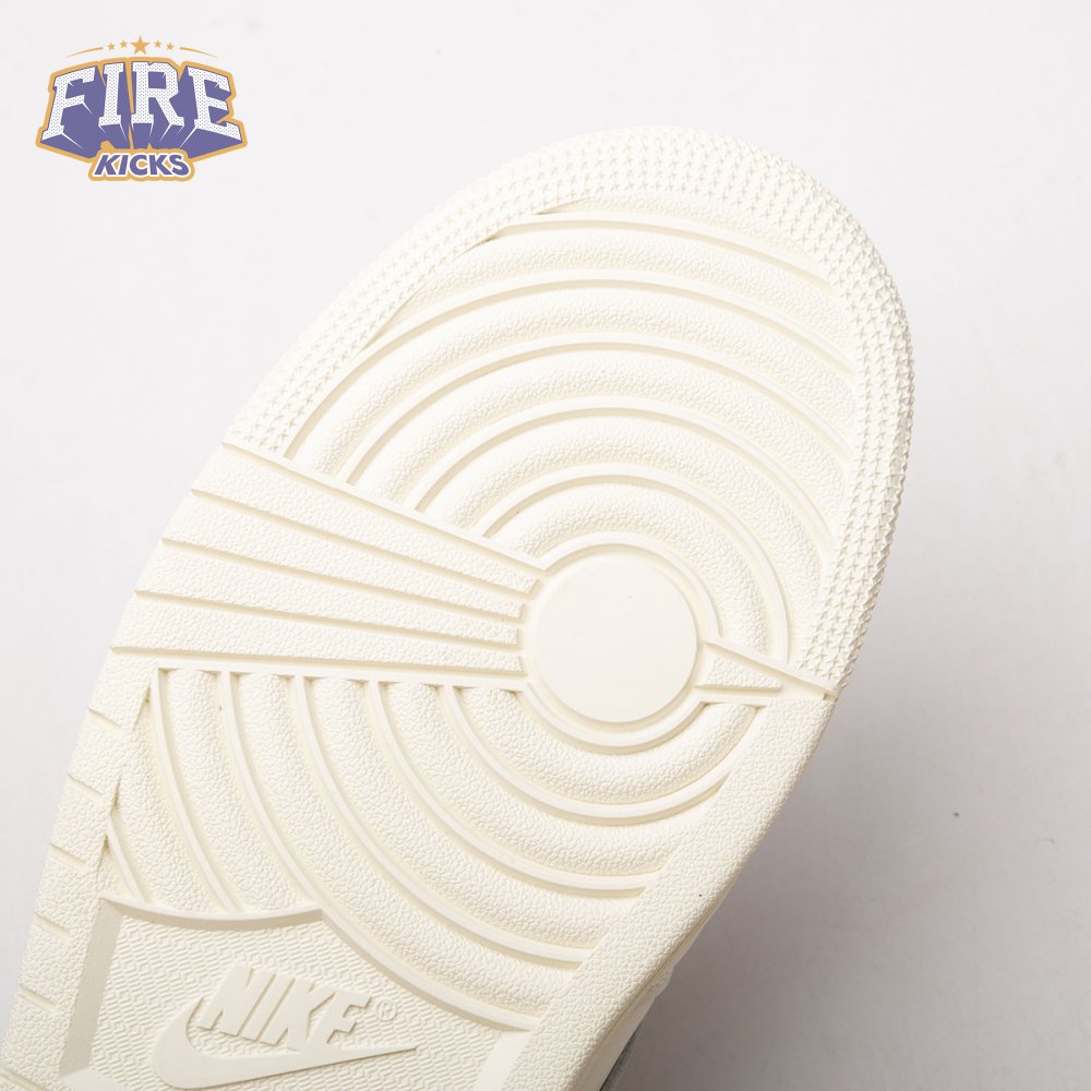 Jordan 1 Retro Low OG Sail HQ6998-100 Unisex
