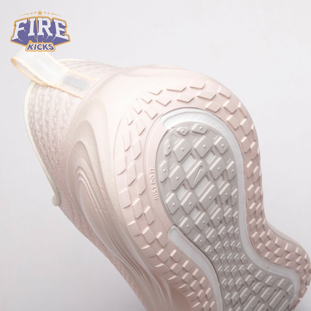 Nike Vomero Plus Silt Red HV8154-603 Women's