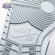 Nike SB Dunk Low 94 White Metallic Silver HQ8487-100 Unisex