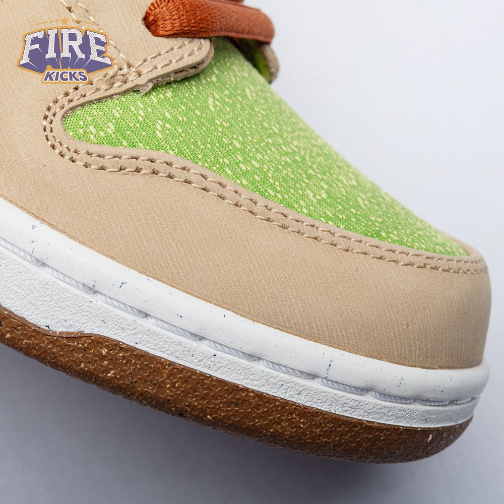 Nike SB Dunk Low Escargot FQ7585 200 Unisex
