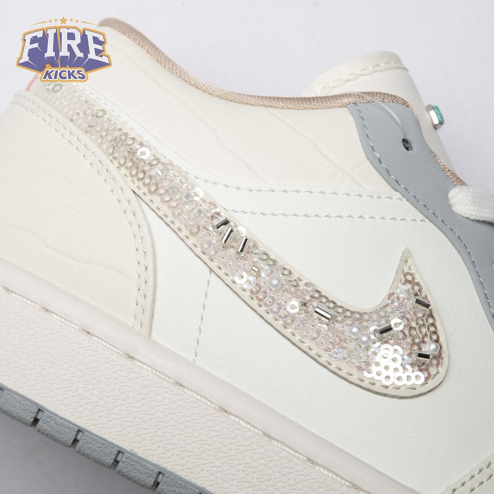 Jordan 1 Low Sail Soft Pearl IH7323-100 Unisex