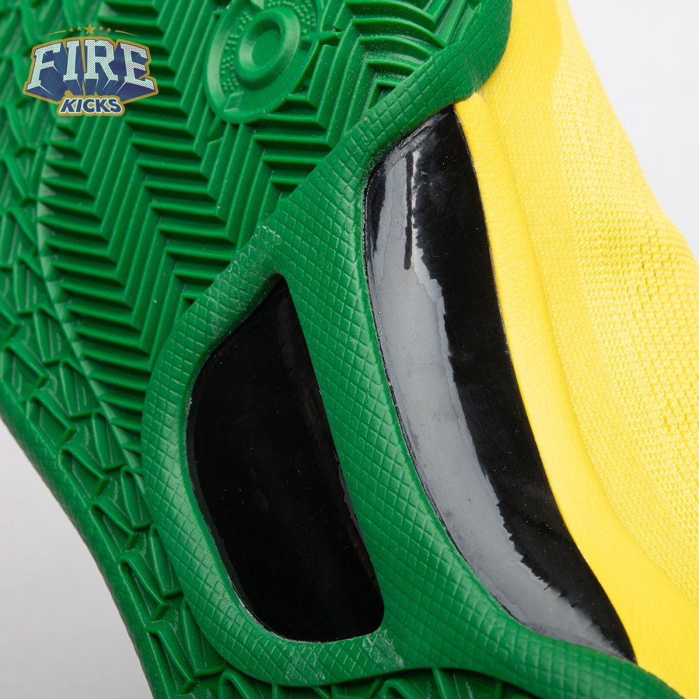 Nike Kobe 8 "OREGON DUCKS" PE PACK Men's