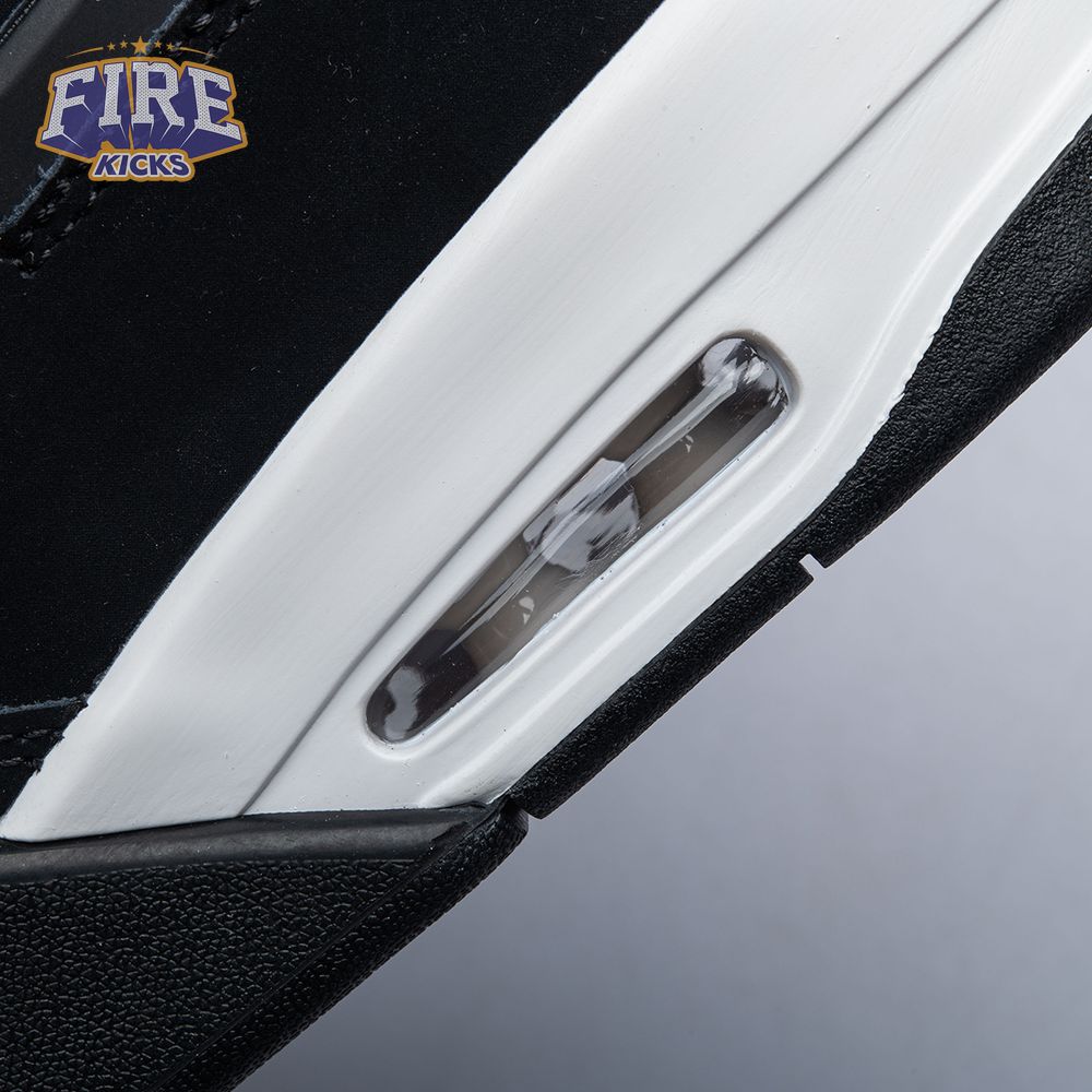 Air Jordan 4 Retro White Thunder FQ8138 001 Unisex