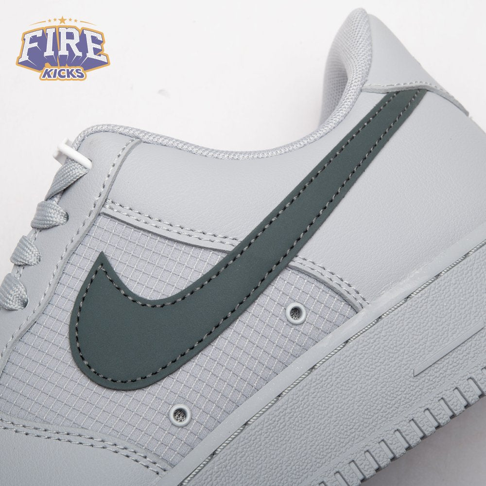 Nike Air Force 1 '07 LV8 IR0952-002 Unisex
