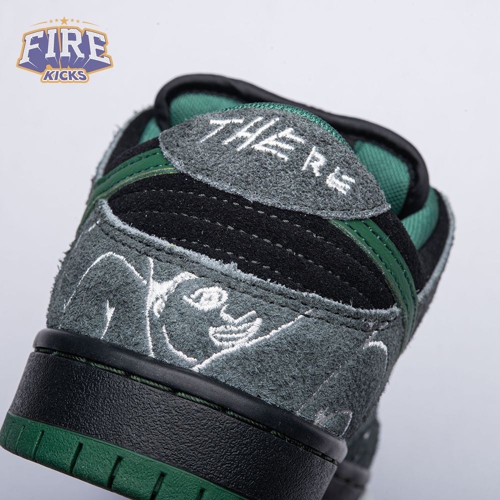 Nike SB Dunk Low There Skateboards HF7743-001 Unisex