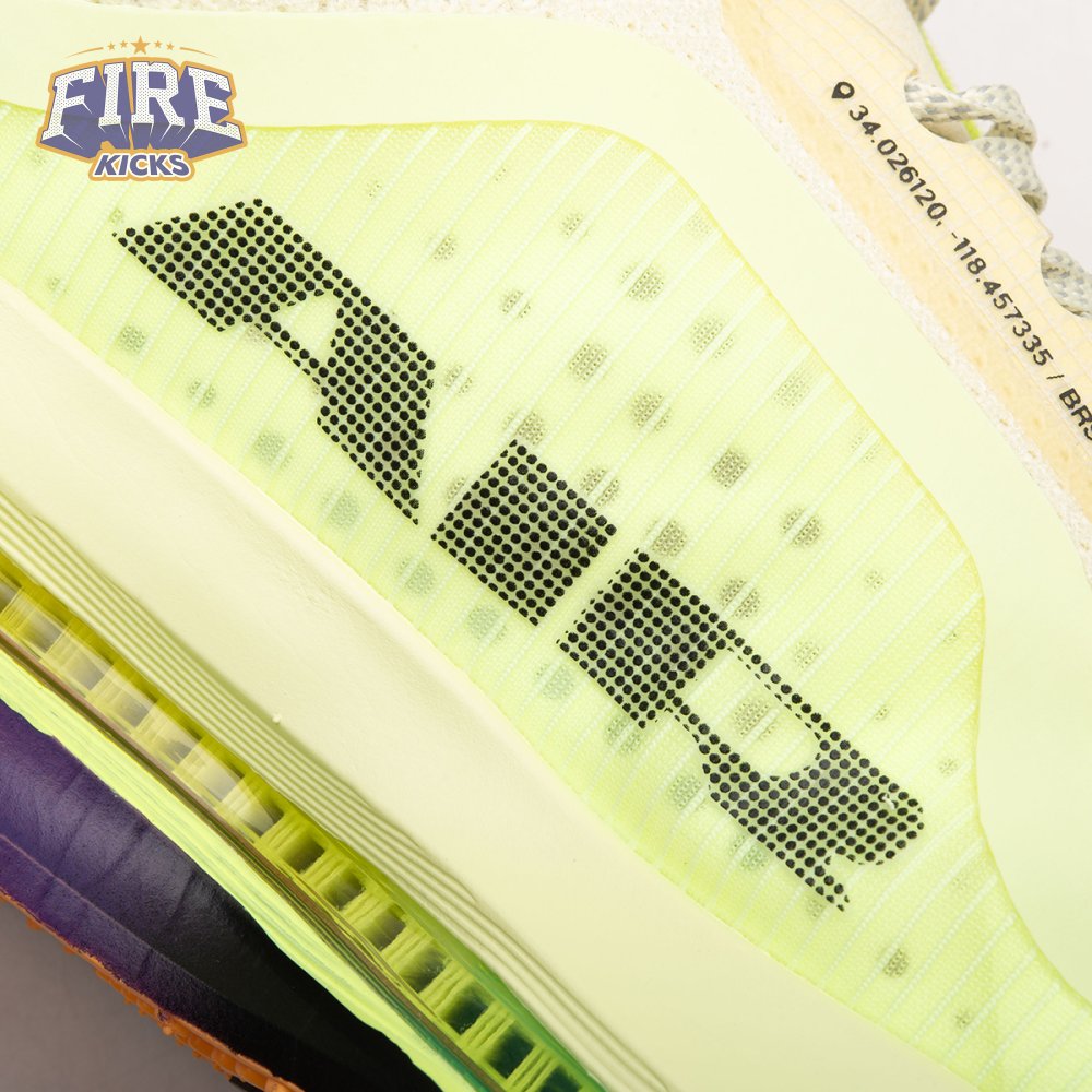 Nike Pegasus Premium Alabaster Volt HQ2592-701 Unisex