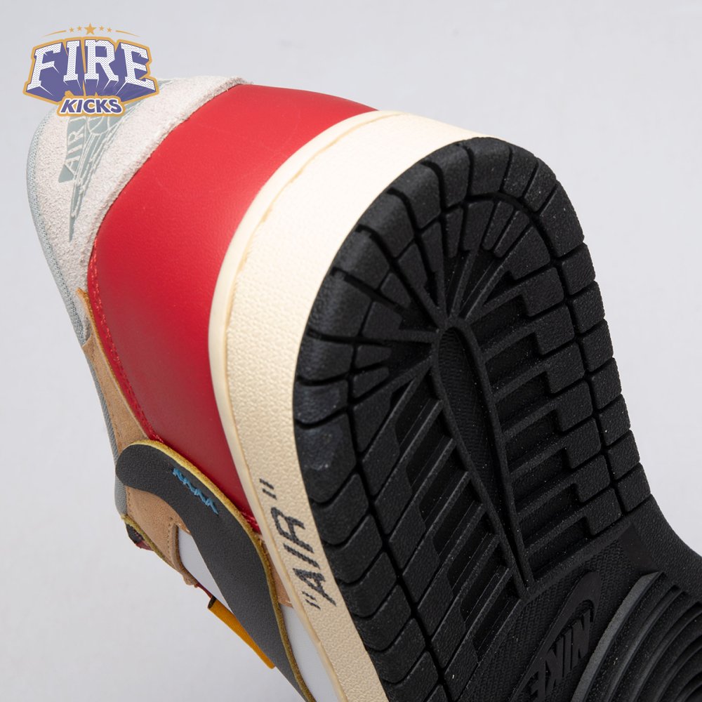 Travis Scott x OFF-WHITE x Air Jordan 1 XZ6868-005 Unisex