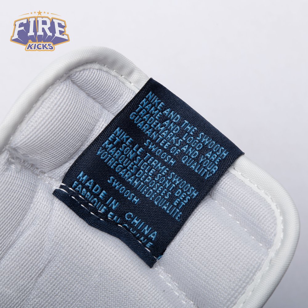 Jordan 1 Low OG Obsidian UNC CZ0790-400 Unisex