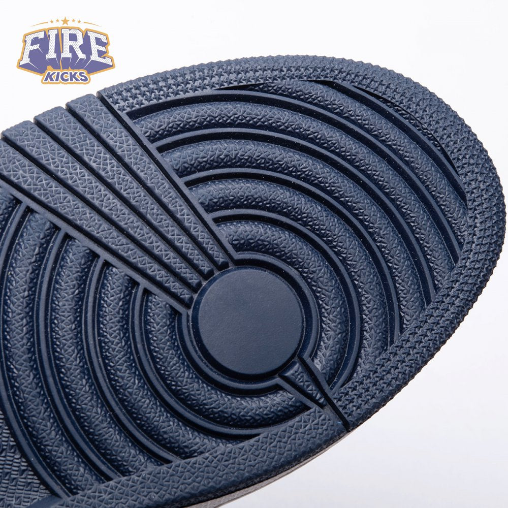 Jordan 1 Retro High Obsidian UNC Unisex