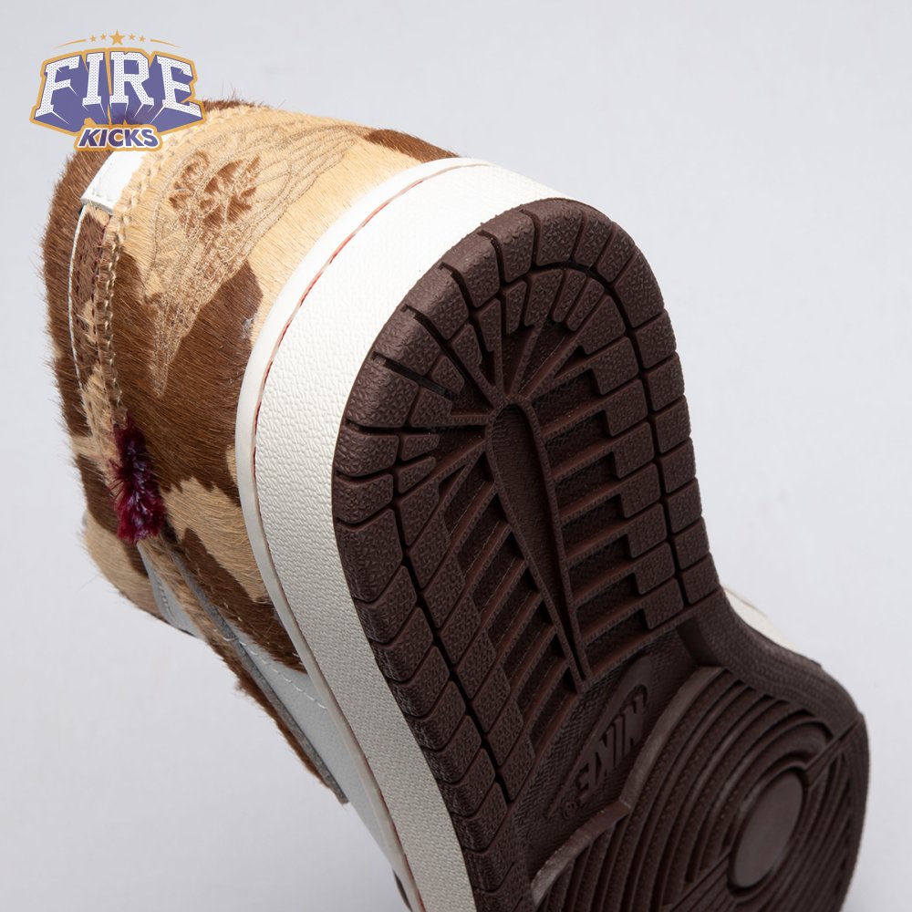Jordan 1 Low SE Year of the Horse IQ5321-121 Unisex
