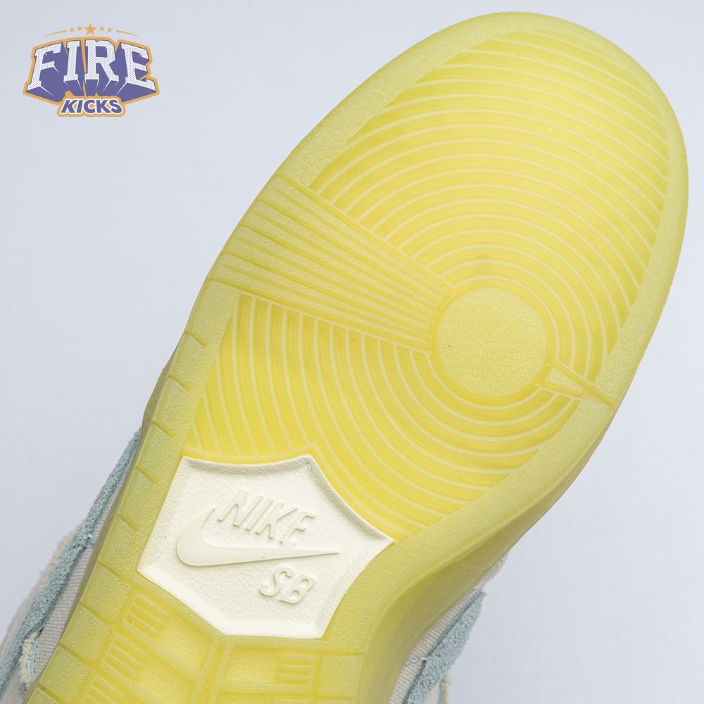 Nike SB Dunk Low Mummy DM0774 111 Unisex