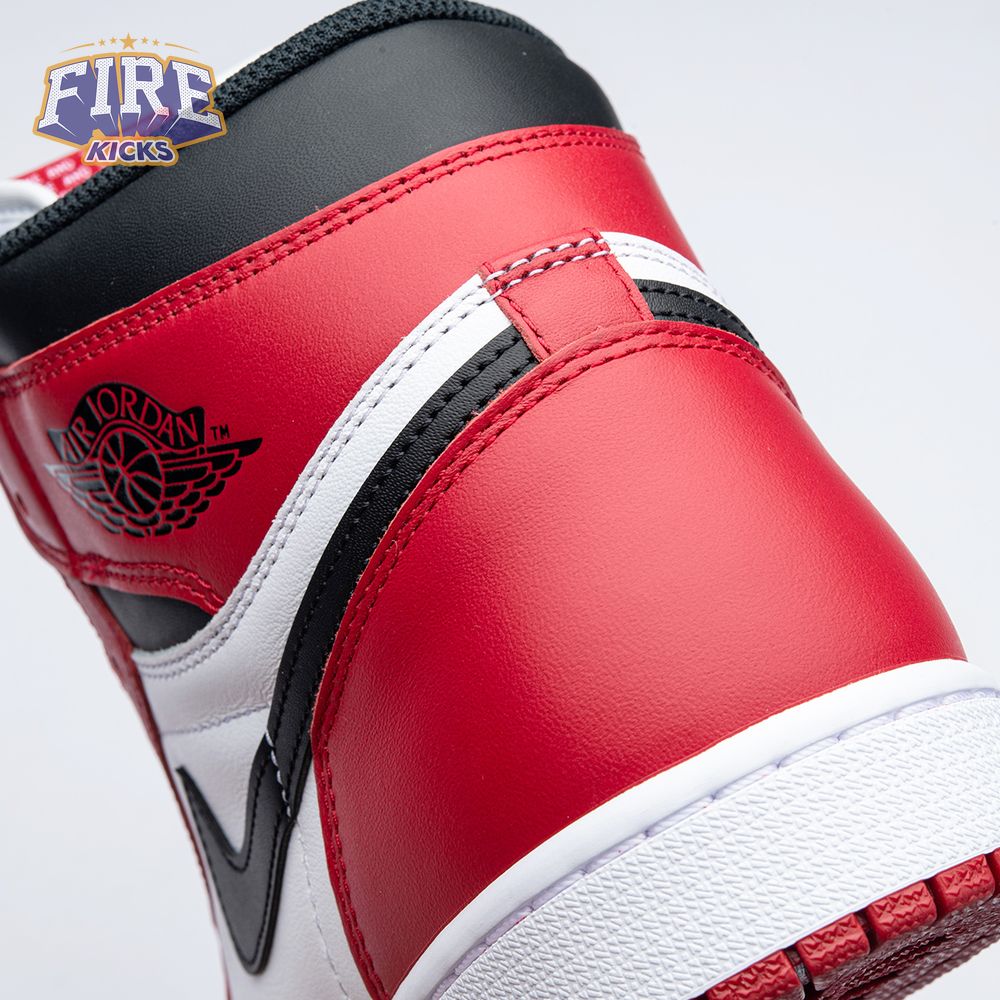 Jordan 1 Retro Chicago Unisex