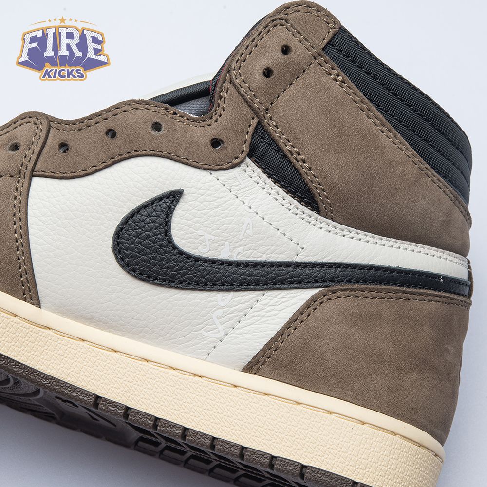 Travis Scott x Air Jordan 1 Retro High OG 'Mocha' Unisex