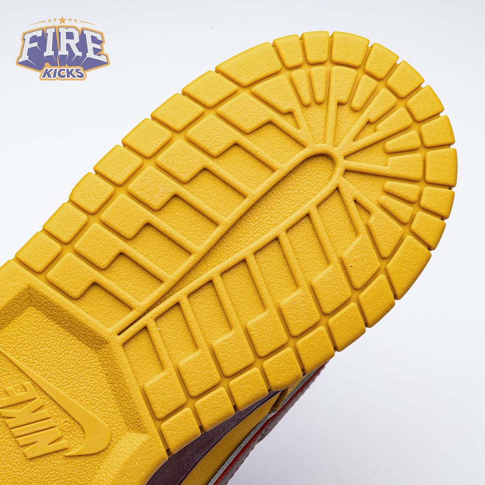Nike SB Dunk Low Yellow Lobster 313170-137566 Men's