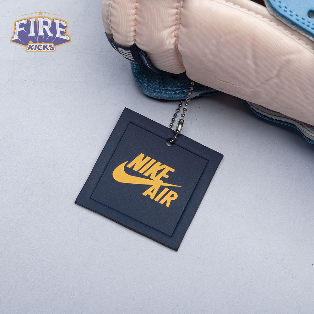 Air Jordan 1 Retro High OG "First in Flight" Unisex