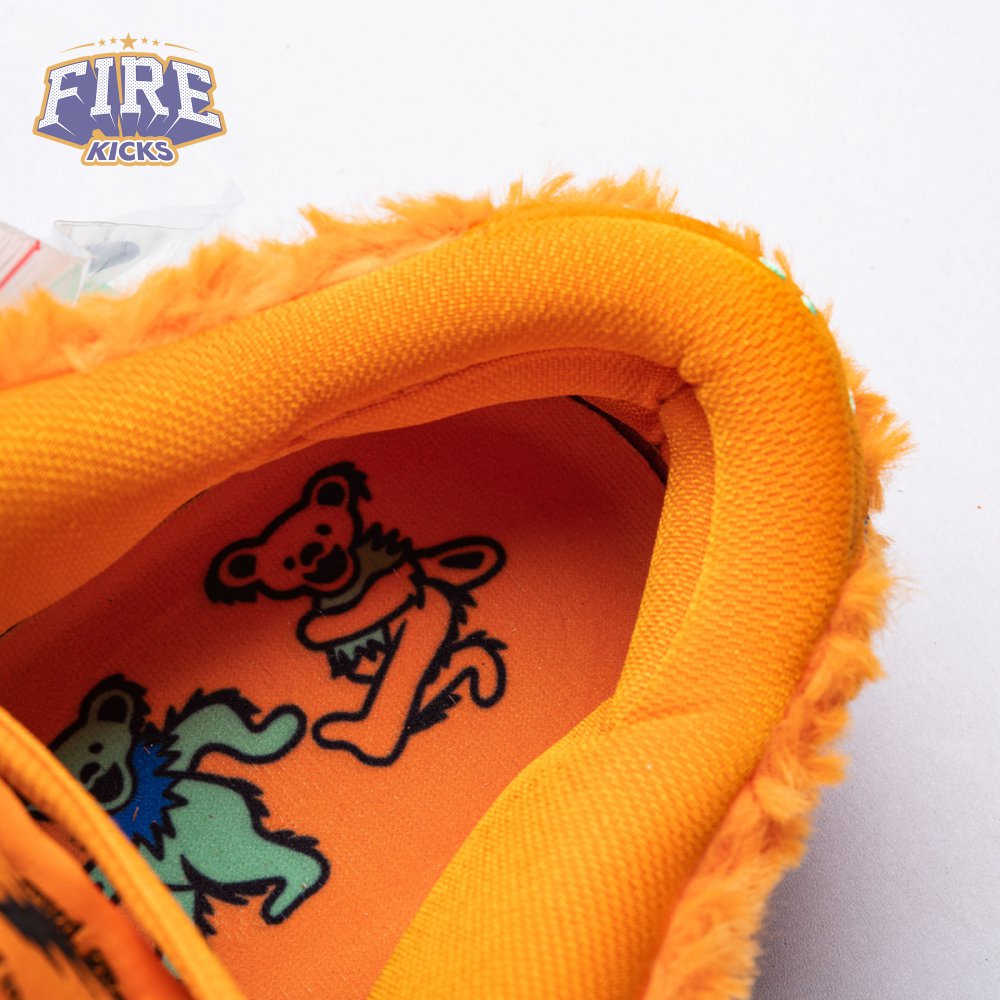 Nike SB Dunk Low Grateful Dead Bears Orange CJ5378-800 Unisex