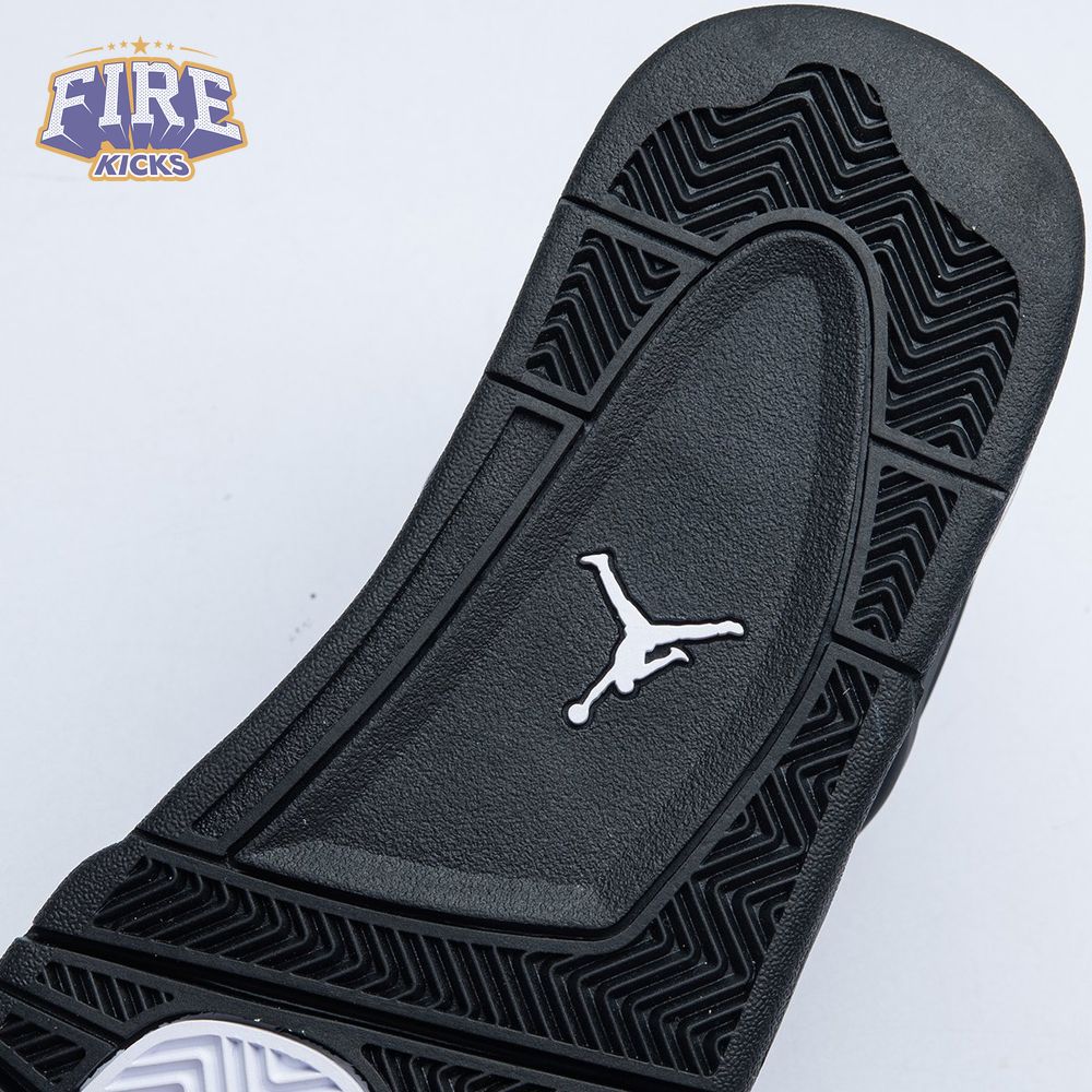 Air Jordan 4 Retro White Thunder FQ8138 001 Unisex