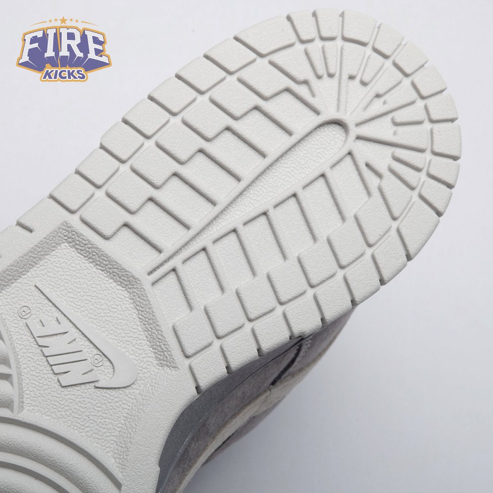 Nike SB Dunk Low London 308269-111 Unisex