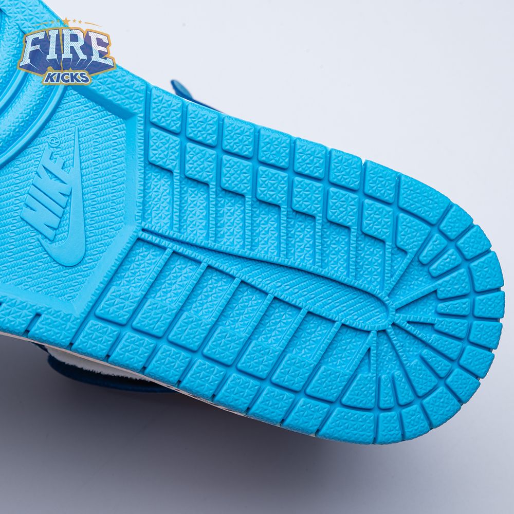 Off-White x Air Jordan 1 Retro High OG 'UNC' Unisex