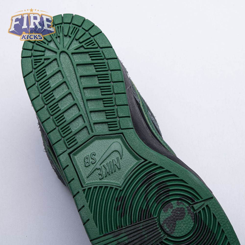 Nike SB Dunk Low There Skateboards HF7743-001 Unisex