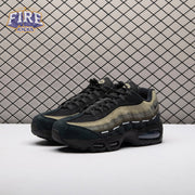 Nike Air Max 95 SP Undefeated Geo La Brea Medium Olive IB4523-200 Men's