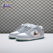 Sean Cliver x Dunk Low SB 'Holiday Special' Men's