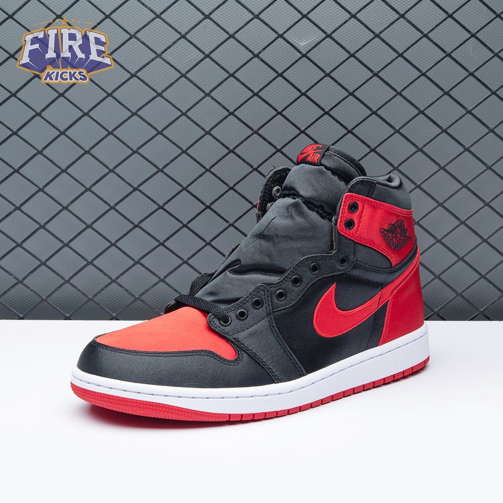 Jordan 1 Retro High OG Satin Bred Unisex