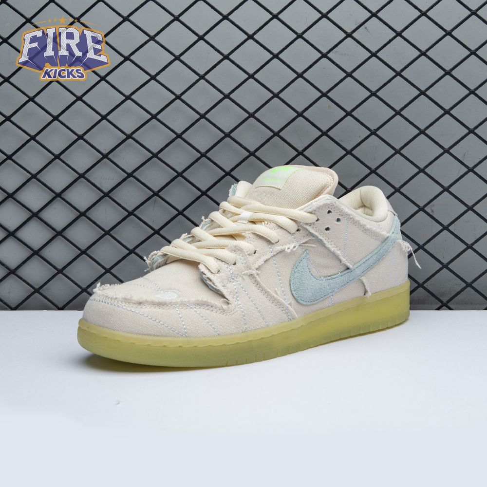 Nike SB Dunk Low Mummy DM0774 111 Unisex
